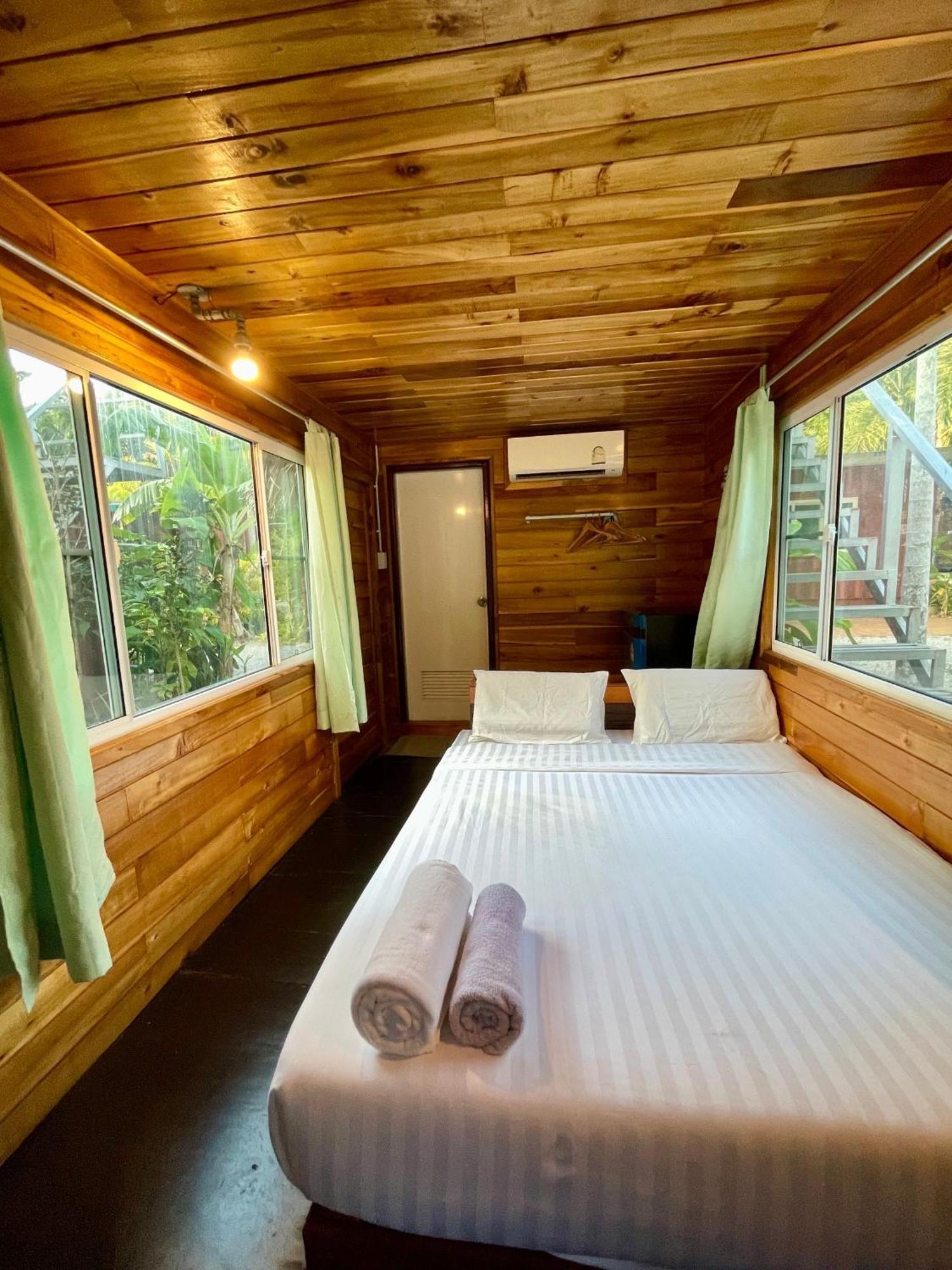 The Camper Lodge Khao Sok Ban Bang Bon Экстерьер фото
