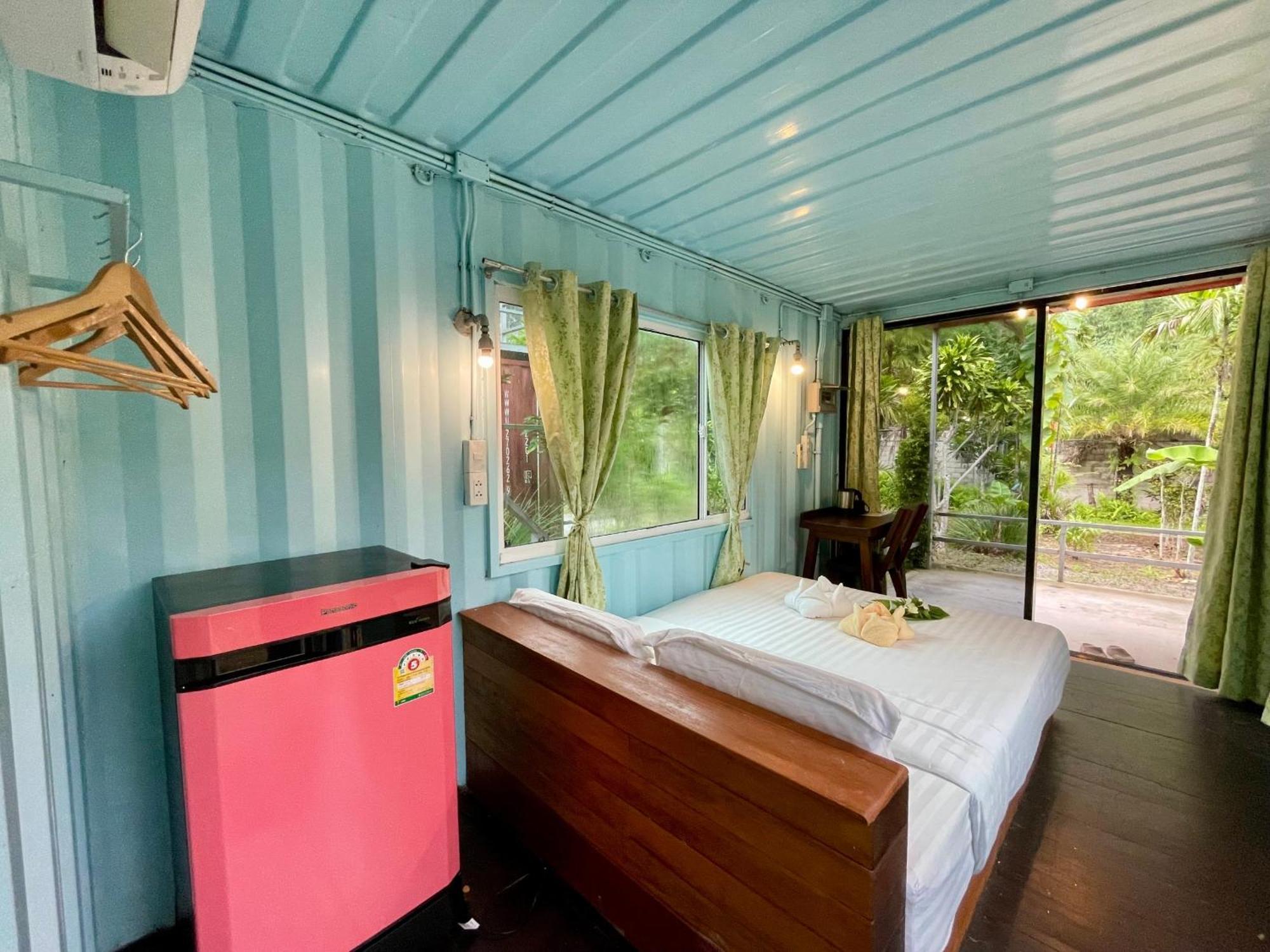 The Camper Lodge Khao Sok Ban Bang Bon Экстерьер фото